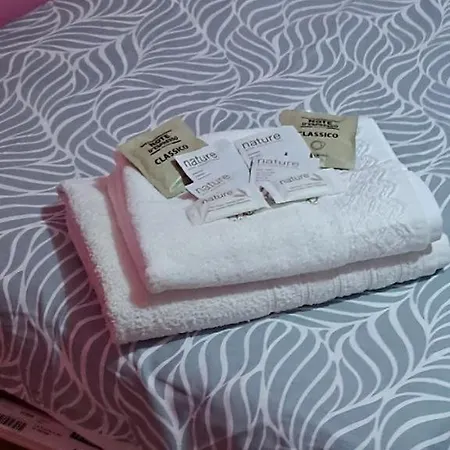 Patio Andalusi Junto A La Vina Cádiz