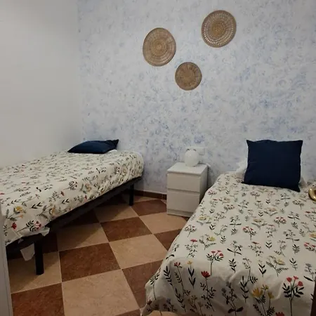 Privatunterkunft Patio Andalusi Junto A La Vina *