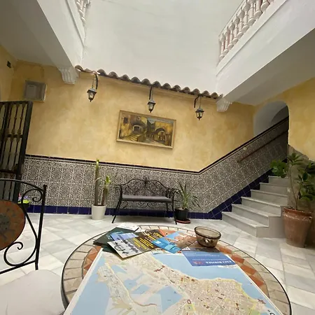 Homestay Patio Andalusi Junto A La Vina *