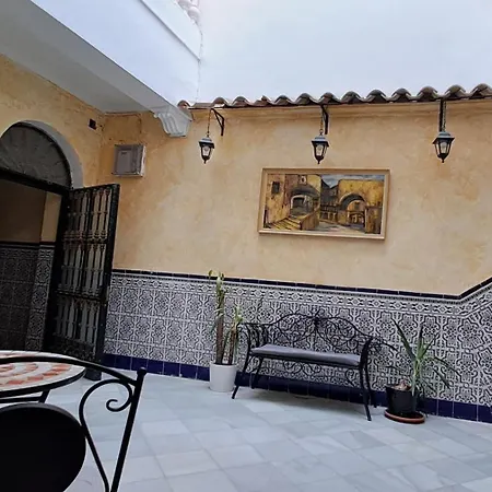 منزل للإقامة Patio Andalusi Junto A La Vina كاديز