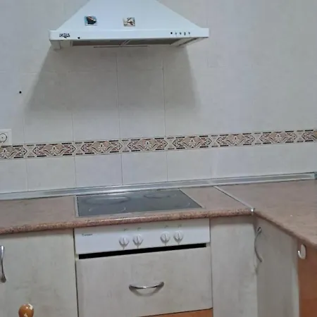 Patio Andalusi Junto A La Vina Cádiz