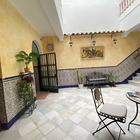 Patio Andalusi Junto A La Vina Privatunterkunft Cádiz