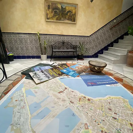 Patio Andalusi Junto A La Vina *